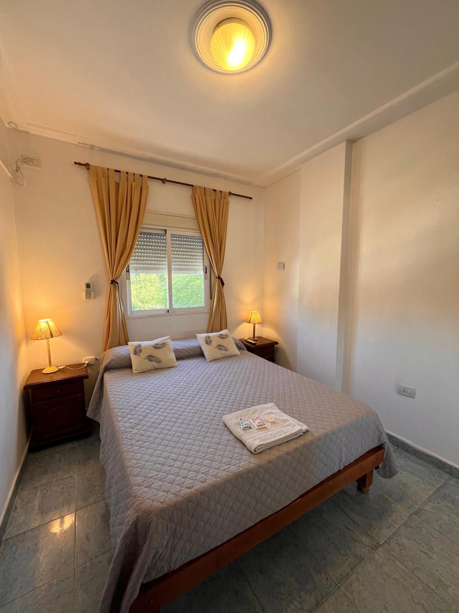 Hotel Salvador Catamarca Сан-Фернандо-дель-Валье-де-Катамарка Экстерьер фото